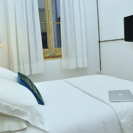 بيت ضيافة هوستال جيرونا برشلونة