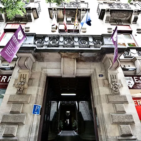 Girona Πανσιόν