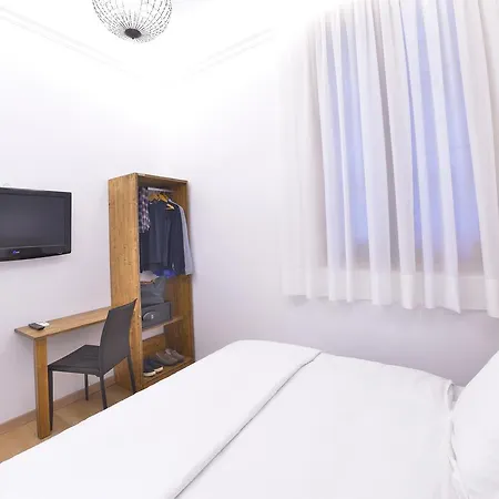 Girona Guest house Barcelona