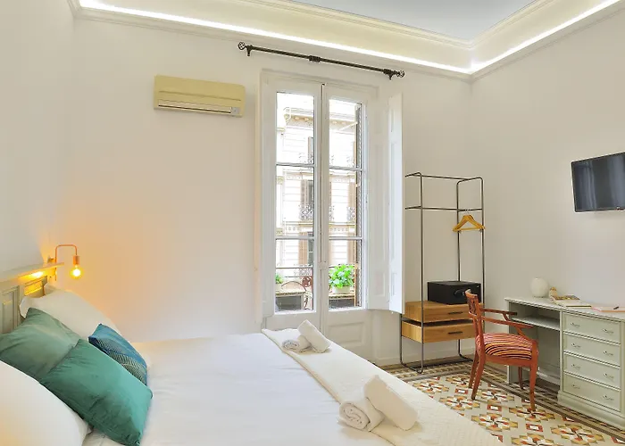 Guest house Girona 2*