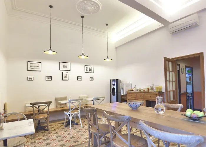 Girona Guest house Barcelona