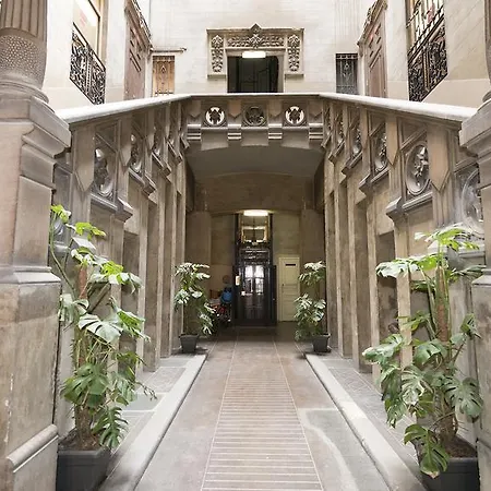Pensión Girona