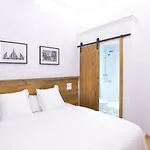 Girona Guest house 2*