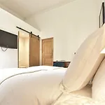 Girona Guest house