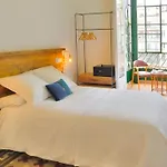 Guest house Girona 2*