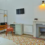Girona Guest house 2*